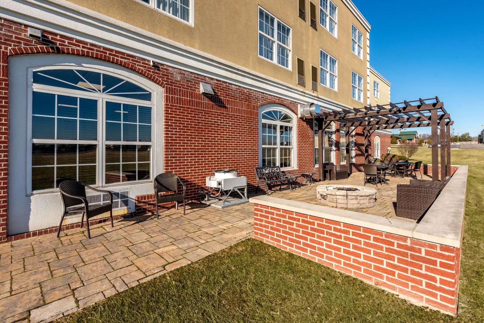 Country Inn & Suites By Radisson, Findlay, Oh Exterior foto